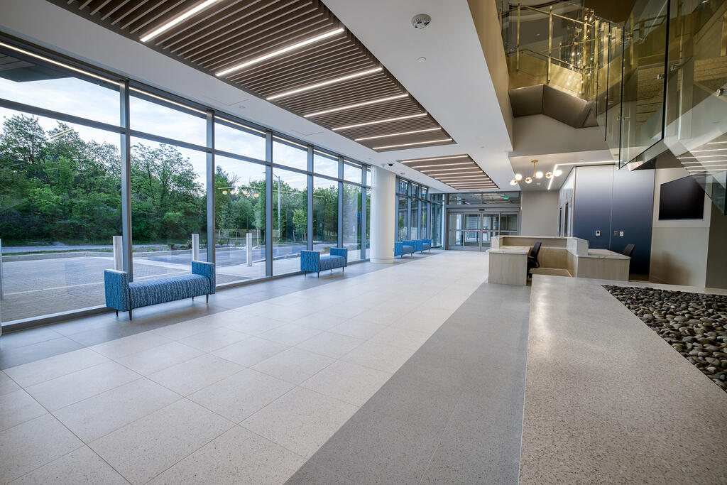 Lapidus Cancer Institute interior