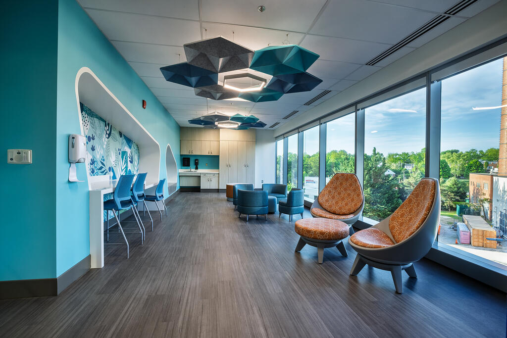 Lapidus Cancer Institute interior