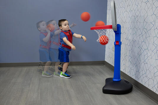 Pediatric patient seeing an orthopedic doctor